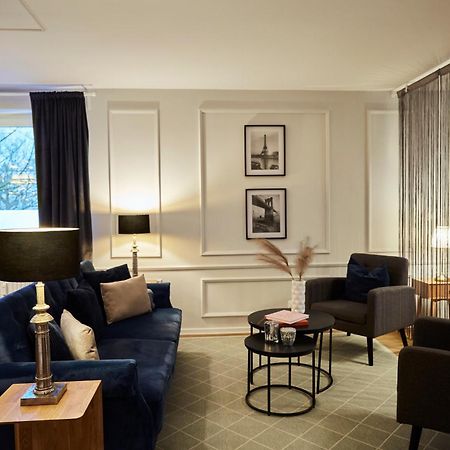 R B Apartment Am Airport Hamburg - 1-4 Personen - Kueche - Smart Tv - Waschmaschine - Perfekt Fuer Geschaeftsreisende Oder Familien Eksteriør bilde
