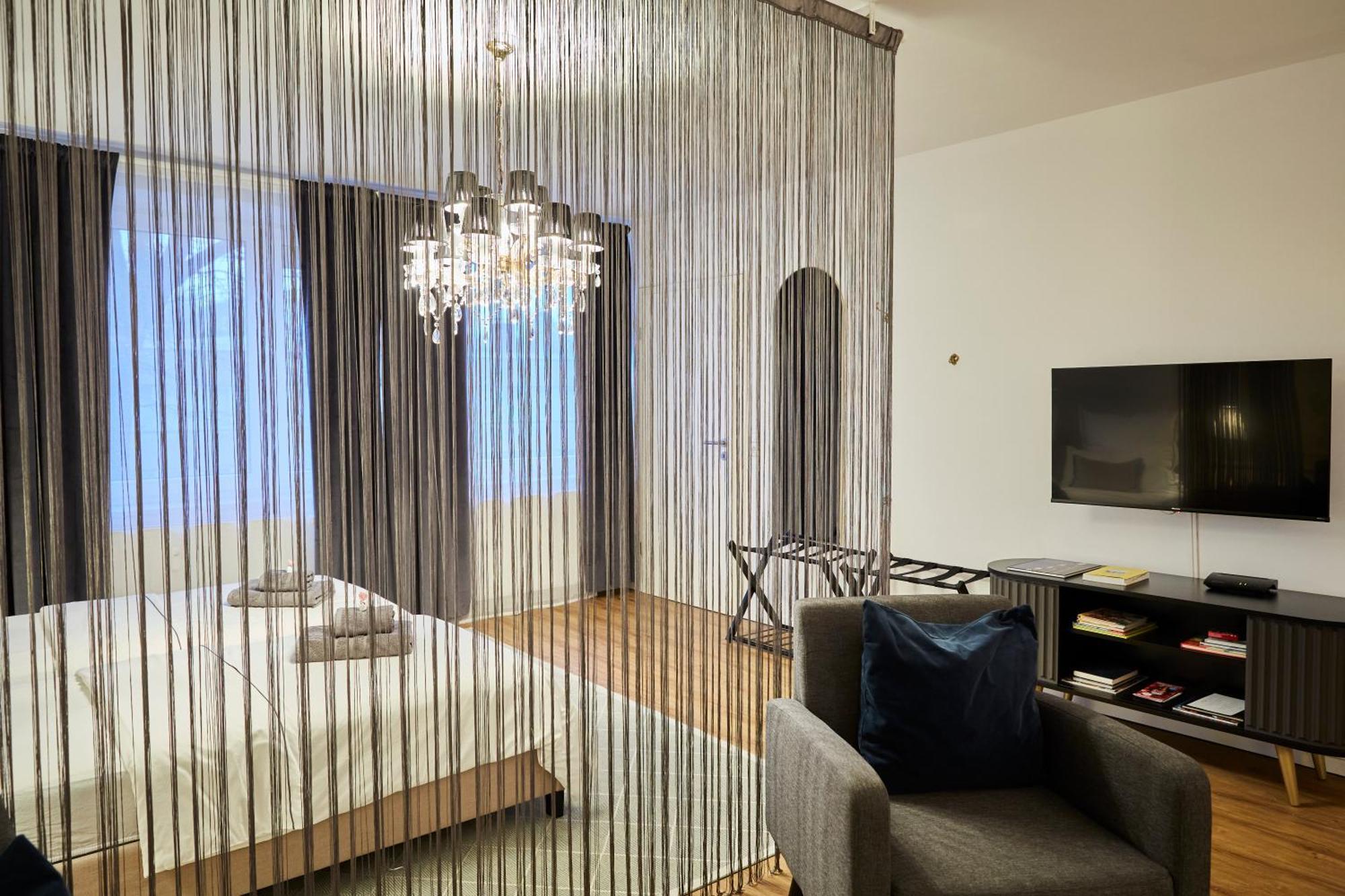 R B Apartment Am Airport Hamburg - 1-4 Personen - Kueche - Smart Tv - Waschmaschine - Perfekt Fuer Geschaeftsreisende Oder Familien Eksteriør bilde